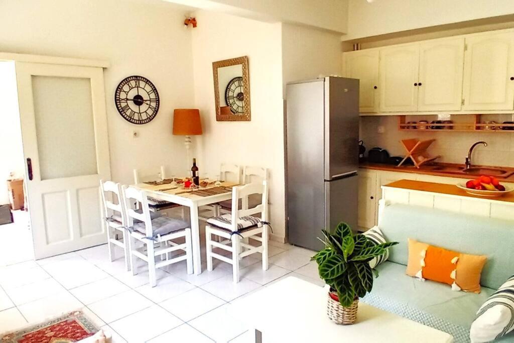 Duka'S Gardenhouse Villa Szkópelosz Kültér fotó